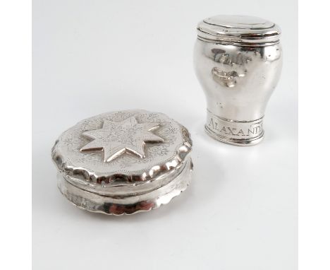 An unmarked Antique Scottish silver snuff mull, of traditional form, engraved Alaxander Dinguall AD Kings=barns 16 June 1724,