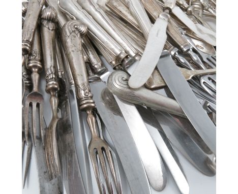 A collection of hallmarked silver flatware, to include various teaspoons, cheese knife, various tea knives, bullet handled fr