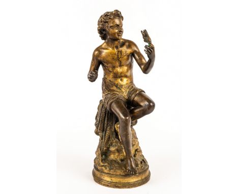 NAVELET Junge mit Krabbe  Bronze, signiert  H: 45 cm, Gewicht: 8.5 kg