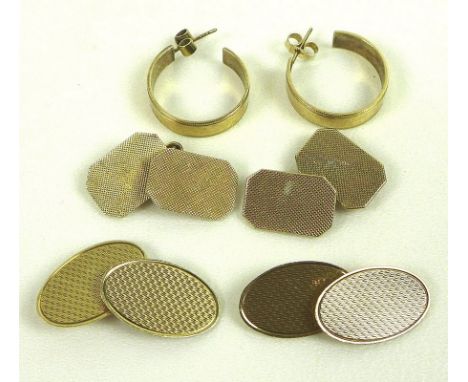 A pair of 9ct gold cufflinks, of oval form with engine turned decoration, D&amp;F, Birmingham 1951, each oval 21 by 13mm, 6.3