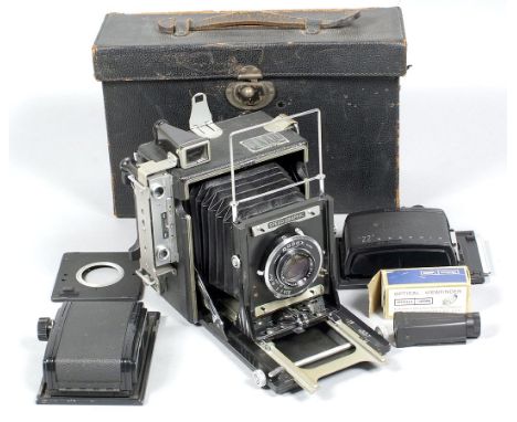 Graflex Speed Graphic 5x4 Camera Outfit. (condition 5F) With Velostigmat 135mm f4.7 in Rapax shutter. Also two 6x9cm roll fil