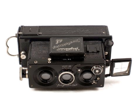 Uncommon Voigtlander Stereoflelictoscope Stereo Camera 45x107cm Version. (condition 4F) with Heliar 65mm f4.5 lenses & plate 