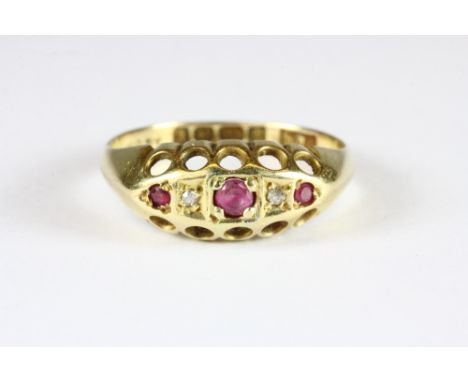 An antique 18ct yellow gold ruby and diamond ring (M)