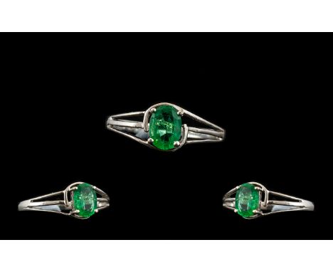 9ct White Gold - Siberian Emerald Single Stone Set Ring - Claw set single oval cut Siberian Emerald weight 0.452 cts. Measuri