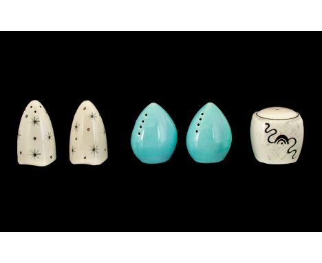 Midwinter Jessie Tait Designed 5 Piece Assorted Cruet Set, Various Designs and Shapes. All Pieces are In Excellent Condition,