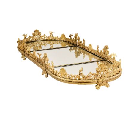 Luxurious serving set Surtout de table, Napoleon III era. Luxurious serving set in gilded bronze with mirrors Surtout de tabl