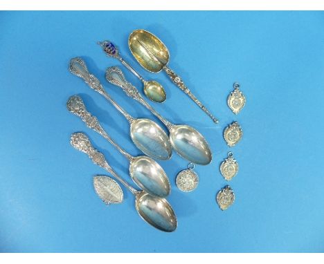 Manchester Dog Show interest: A pair of Edwardian silver Prize Spoons, from 'Manchester Dog Show', by John  Round &amp; Son L