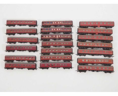 A group of TT gauge passenger coaches by TRIANG and KITMASTER mostly in BR maroon livery - F/G (unboxed) (20)