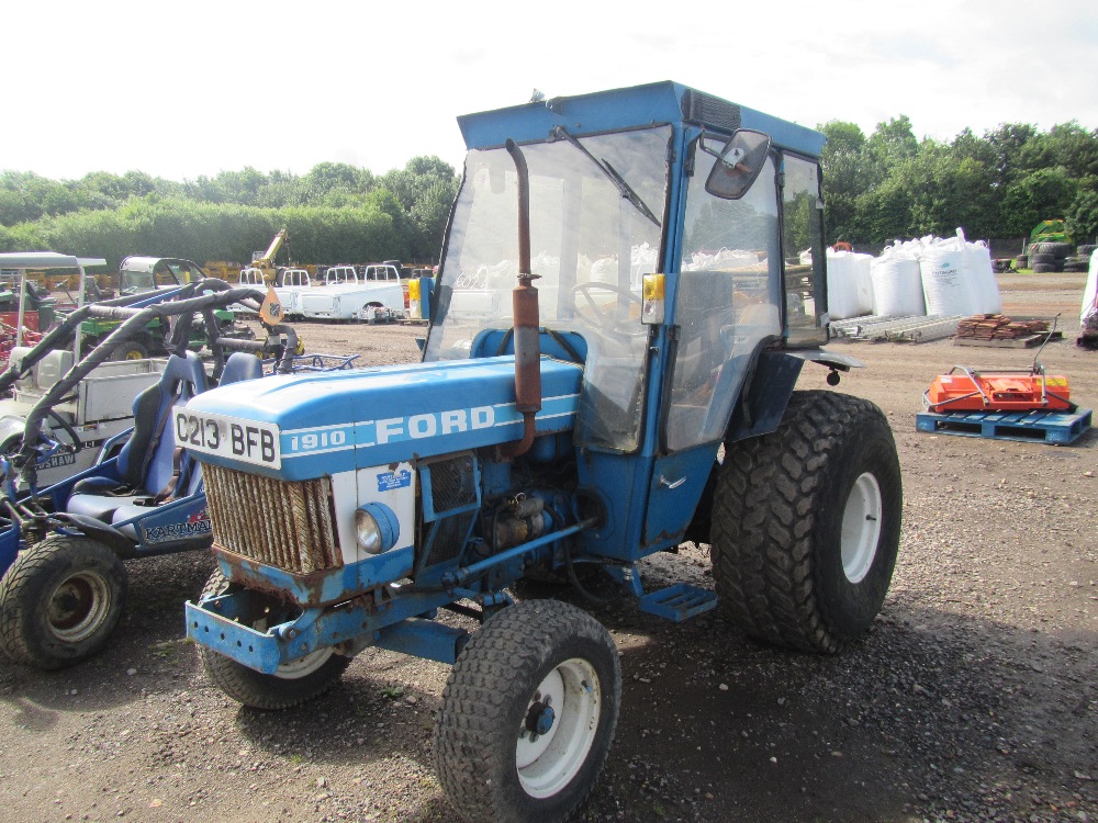 Ford 1910 Tractor. V5 will be supplied 2315 Hrs