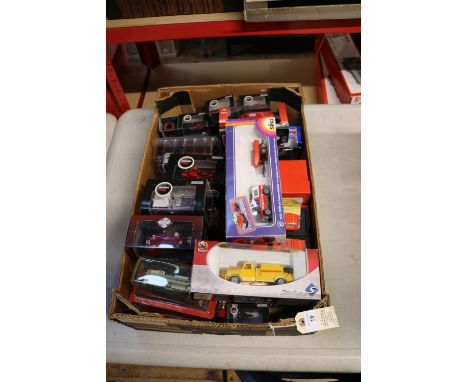 45 plus various scales of Fire related vehicles. Atlas, Siku, Oxford, Eligor, Solido and Magazine issue examples. Fire engine