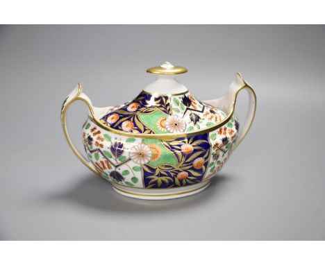 A Spode sucrier and cover painted in Imari style with pattern 1839CONDITION: Good condition