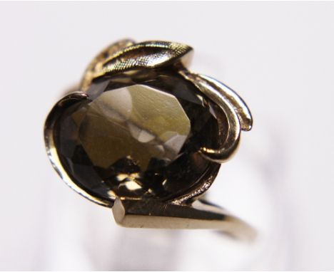10 K fancy smoky quartz ring, size M1/2
