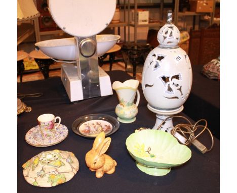 Mixed quantity of ceramics including Carltonware, Sylvac etc.