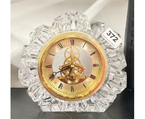 A 1970's Seiko quartz mantel clock, H. 20cm.
