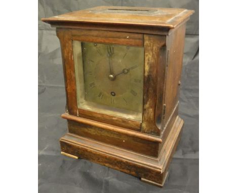 A 19th Century rosewood cased mantle clock with single fusee movement, brass face and Roman numerals CONDITION REPORTS Case w