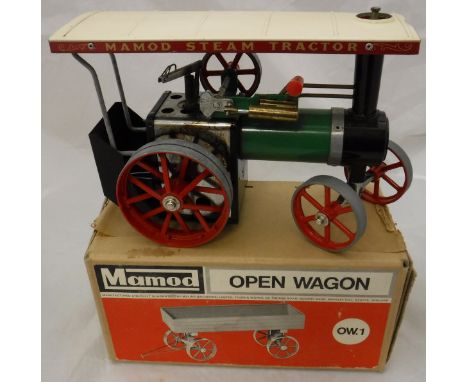A Mamod TE1A traction engine and OW1 open wagon, both boxed