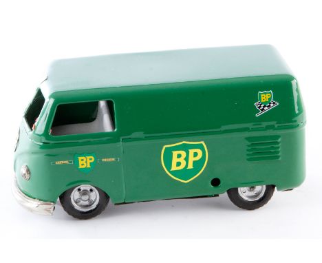 Göso? BP Lieferwagen, Blech, Uhrwerk intakt, LS und Alterungsspuren, L 17,5, Z 3