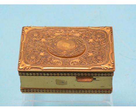 A late 19th/early 20th century Swiss singing bird automaton, rectangular-shape with filigree detail to hinged cover, with bir