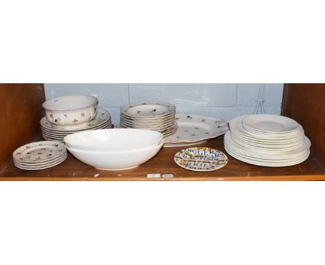 A group of Villeroy &amp; Boch Petit Fleur pattern dinner wares, an Emma Bridgewater men at work side plate, and a group of J