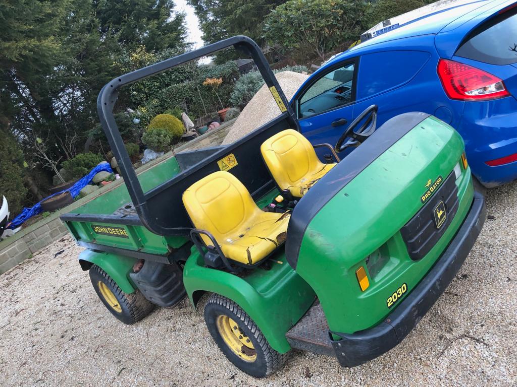 DS JOHN DEERE 2030 PRO GATOR DIESEL 2 SEATER BUGGY *PLUS VAT
