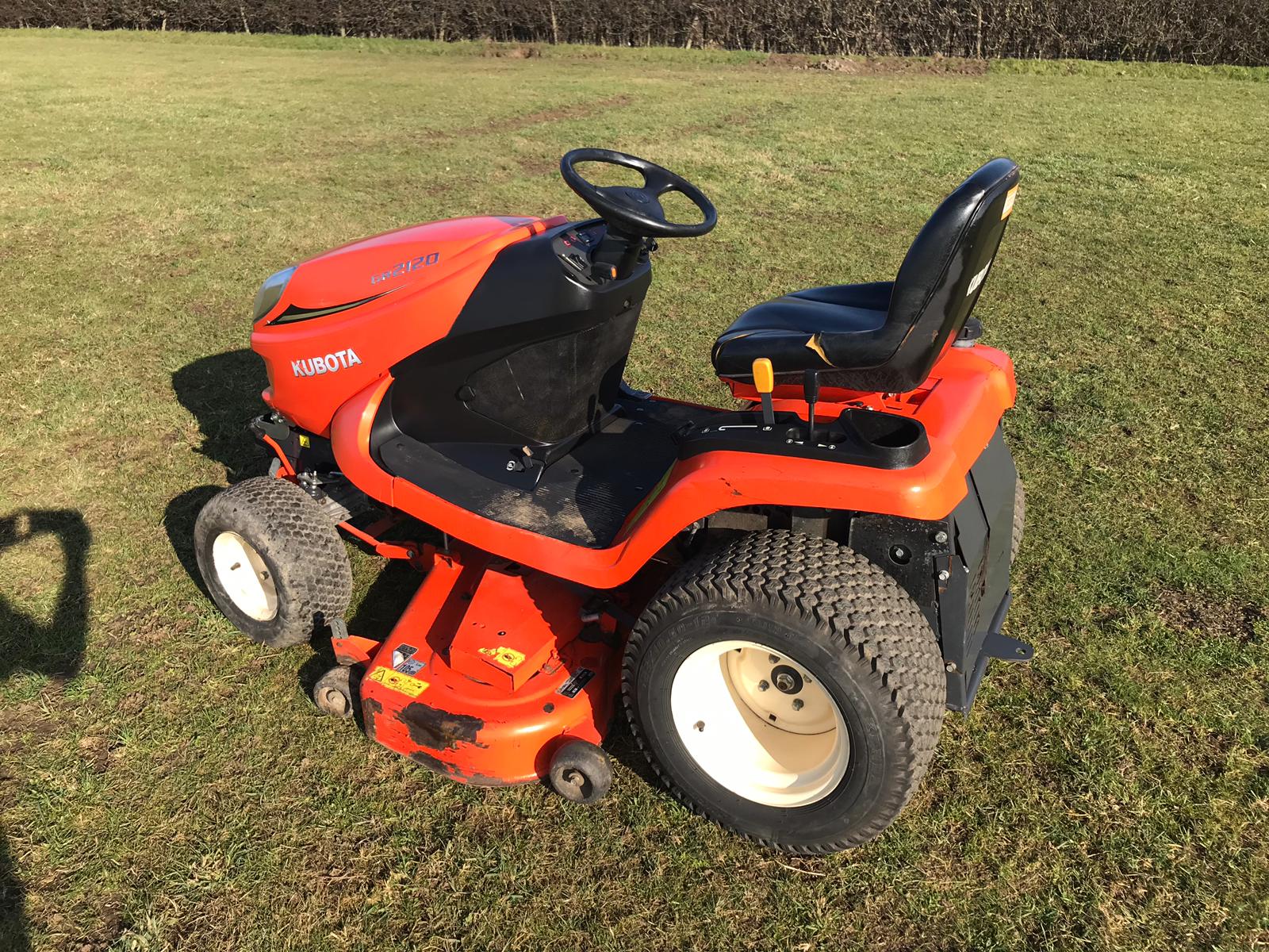 Kubota 4 Wheel Drive Lawn Tractor At Garden Equipment