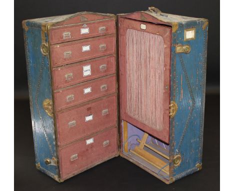 An early 20th Century "Innovation" cabin / wardrobe trunk