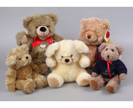 Collection of teddies to include Steiff 