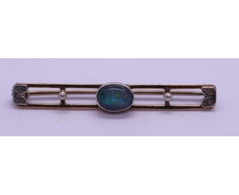 9ct gold Victorian opal bar brooch 