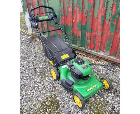 A John Deere JM36 'Mowmentum' petrol driven lawn mower, having Briggs &amp; Stratton 675 series 190cc engine.