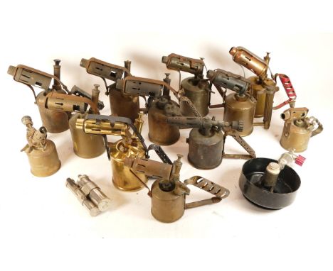 Fourteen vintage blowtorches, makers to include, Ronson and Monitor.