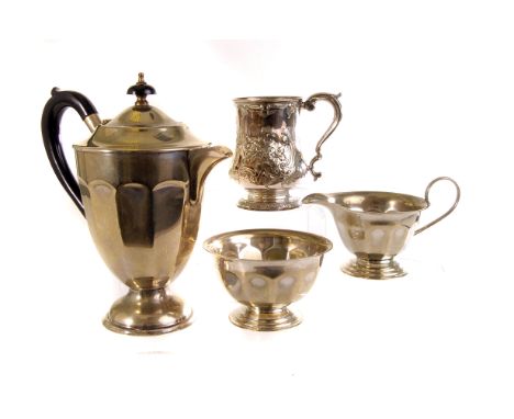 A collection of silver plated items, to include a cased cruet set, a teapot, a box, a serving tray etc, together with some br