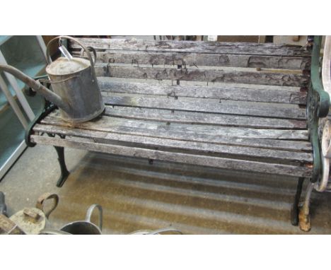 Modern cast iron, slatted, garden bench.(B.P. 24% incl. VAT)