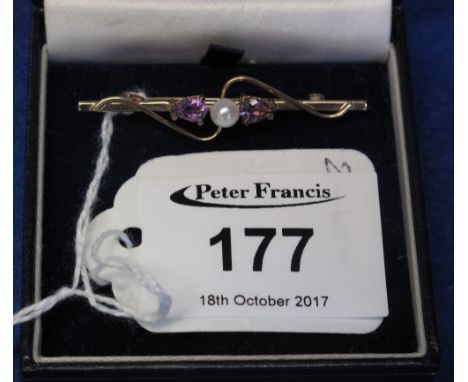 9ct gold, amethyst and pearl brooch in box.(B.P. 24% incl. VAT)