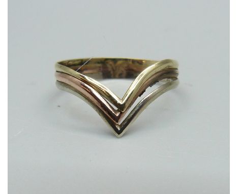 A 9ct gold wishbone ring, 1.1g, S 