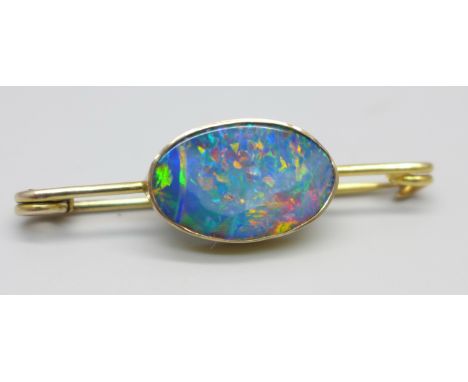 A 9ct gold and doublet opal brooch, Chester 1903, 5.3g, stone 13mm x 20mm 