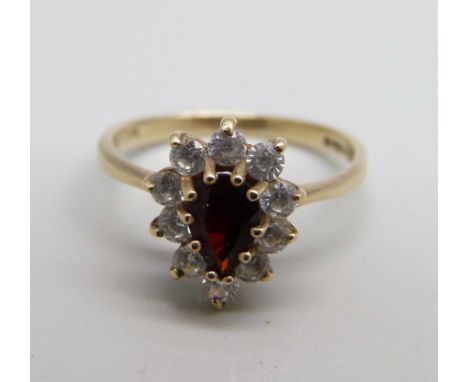 A 9ct gold, red and white stone ring, 1.6g, I 