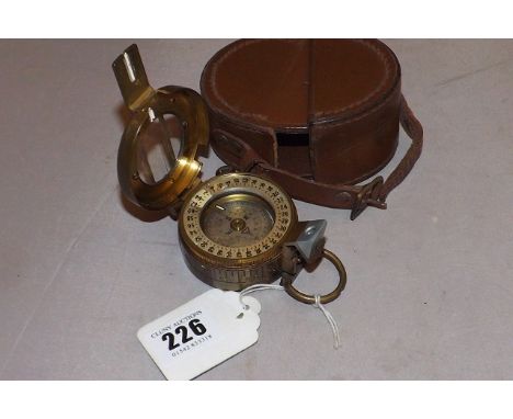 WW2 MILITARY COMPASS BY T.G.Co LONDON 1942 MK 111, IN A LEATHER CASE  