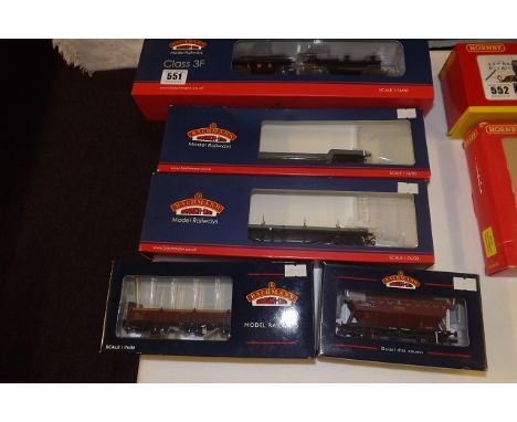BACHMANN MODEL RAILWAY LOCOMOTIVE CLASS 3 F  3709 LMS BLACK &amp; BOGIE BOLSTER WAGON BR GREY,BOGIE WELL WAGON BR GREY, 31 TO