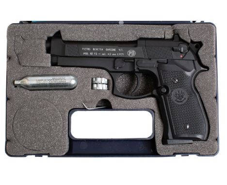 An Umarex Beretta Model M92 FS .177 calibre CO2 air pistol,  serial number 'H153260055' , black finish with two eight round r