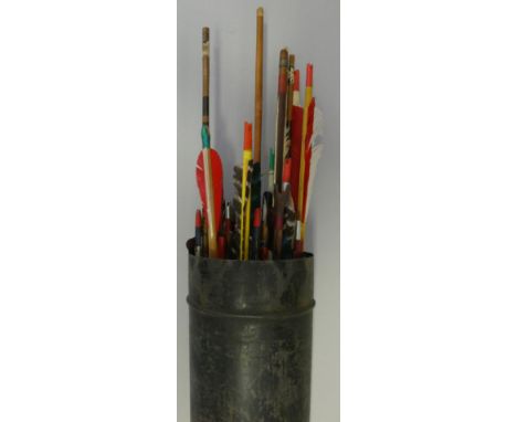 A LARGE QUANTITY OF TARGET SHOOTING ARROWS, 20TH CENTURYincluding a number by F. H. Ayers Ltd, three named to ~H. Talbot~, th