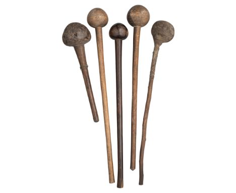 FIVE AFRICAN CLUBS (KNOBKERRY), 19TH/EARLY 20TH CENTURYof characteristic form, the first with bulbous head involving a contra