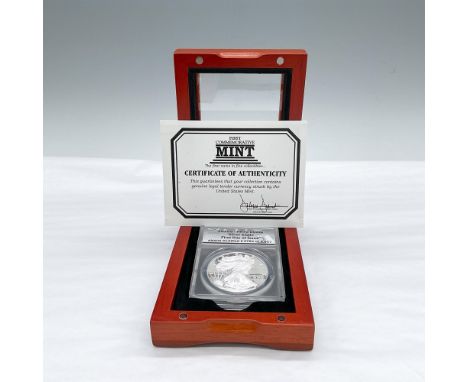 First Day of Issue. Certified number 3784 of 3957. West Point Mint. The obverse side depicts full length figure of Liberty in