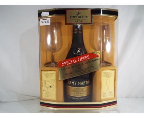 Remy Martin Fine Champagne Cognac VSOP presdentation box containing one bottle of VOSP Fine Champagne Cognac, 70 cl, 40 % ABV