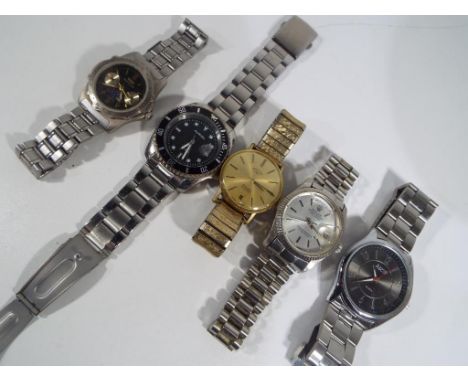 Five gentleman's wrist watches predominantly with brushed stainless straps.  To include Rotary marked to the face.  17 jewel 
