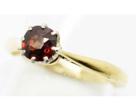 Ladies 18ct gold ring with single brilliant cut ruby stone set in platinum shank size L total weight approx 2.8g 