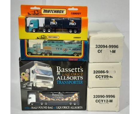 Matchbox a boxed mainly Convoy group to include G-4 Convoy Set, CY15 Peterbilt Tracking Vehicle, CCY12-M Mobil Kenworth Aerod