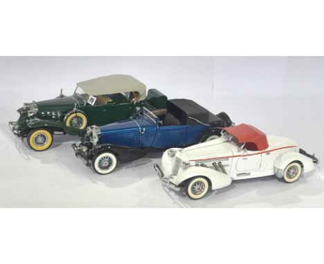 A Mixed Unboxed Group Of Danbury/Franklin Mint to include Danbury Mint a 1932 Cadillac V16 Sport Phaeton (Green), B11XX97 193