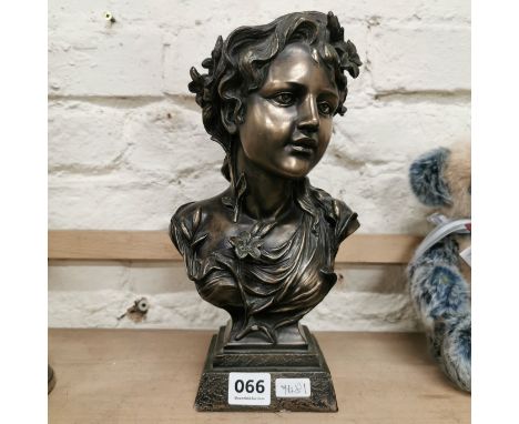 BRONZE STYLE BUST