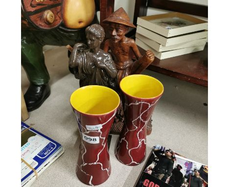 SHELF LOT OF VASES &amp; FIGURES