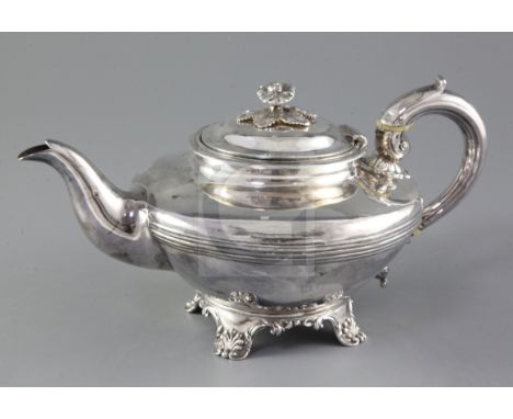 A William IV silver teapot by Pearce & Burrows, of inverted pear form, with reeded shoulder and floral knop, London, 1836, gr